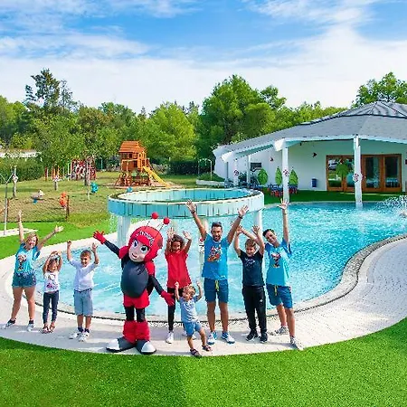 Ośrodek wypoczynkowy Ethra Reserve Calane 4*